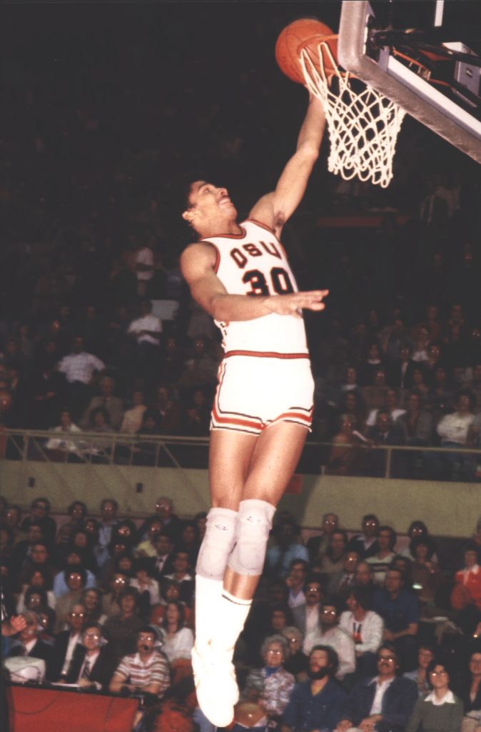 Mark Radford – Basketball